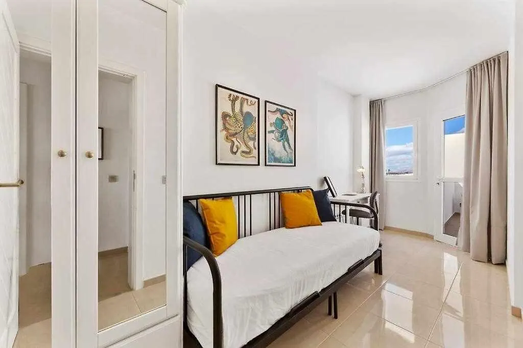 Appartement Kraken Suite Playa Honda Spanje